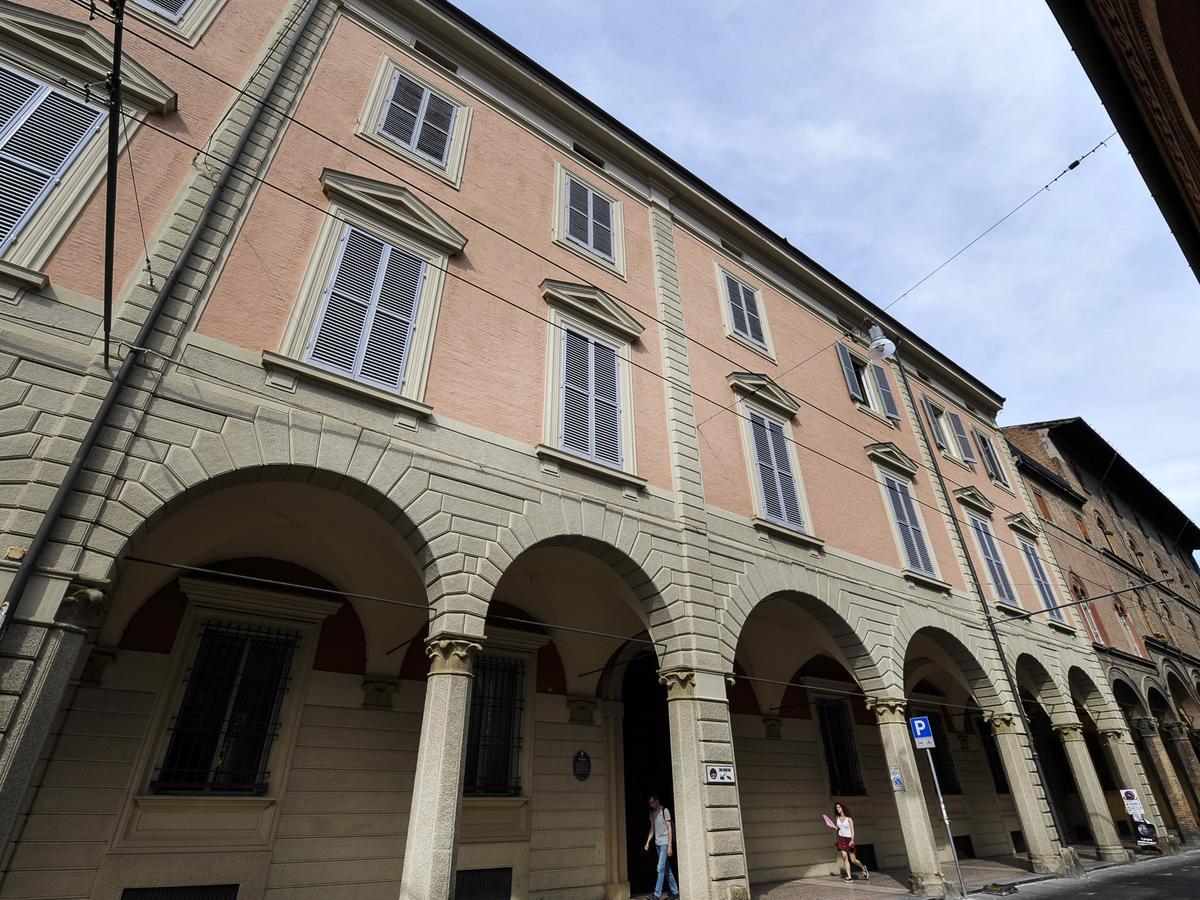Ur-Nest Strada Maggiore Bologna Buitenkant foto